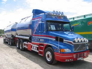 Картинка автомобили volvo trucks