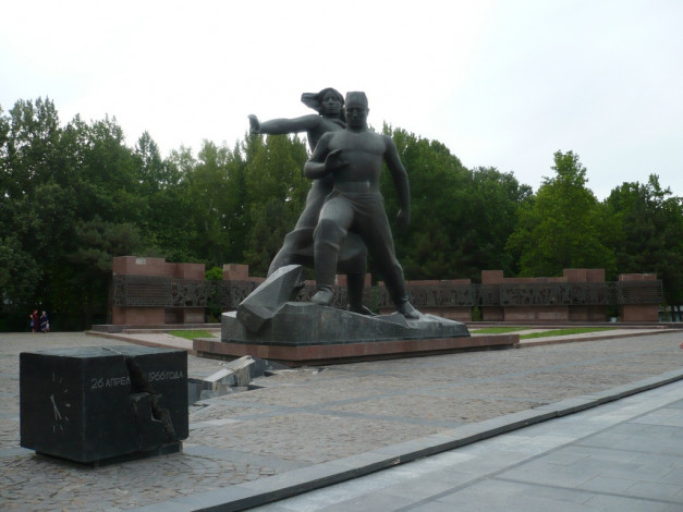 Обои картинки фото ташкент, мемориал, мужество, города, узбекистан