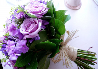 Картинка цветы букеты композиции розы сиреневый флоксы