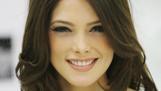 Обои картинки фото Ashley Greene, девушки, , , улыбка