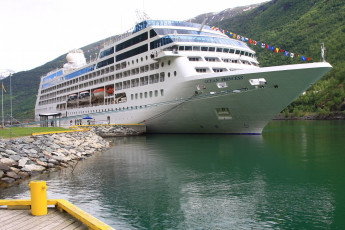 Картинка ocean+princess корабли лайнеры круизный лайнер