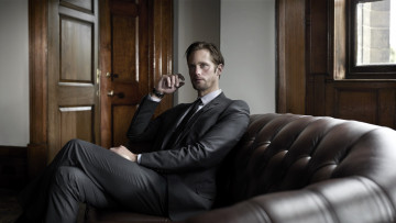 Картинка мужчины alexander+skarsg& 229 rd alexander skarsgard