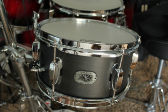 Картинка музыка -музыкальные+инструменты барабан