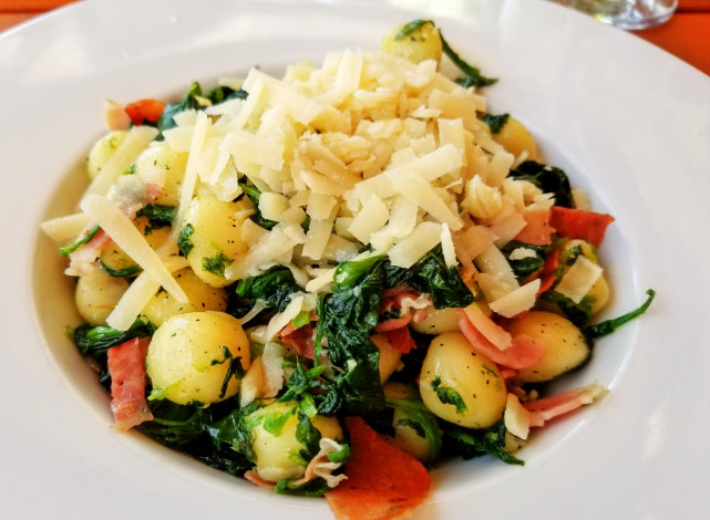 Обои картинки фото еда, картофель, отварной, сыр