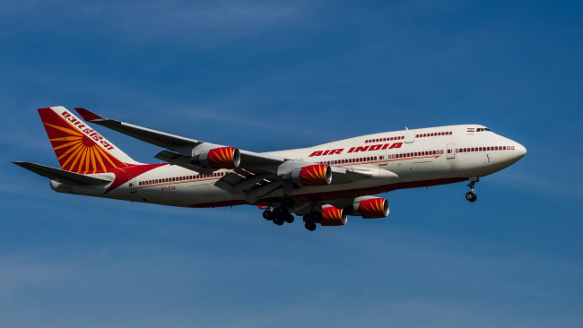 Обои картинки фото авиация, пассажирские самолёты, авиалайнер