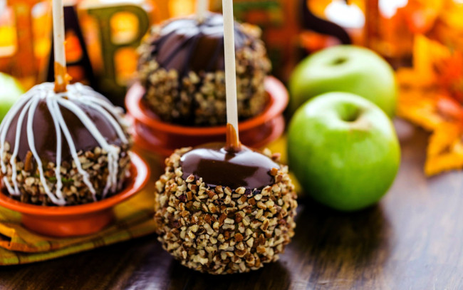 Обои картинки фото еда, Яблоки, десерт, яблоки, орехи, шоколад