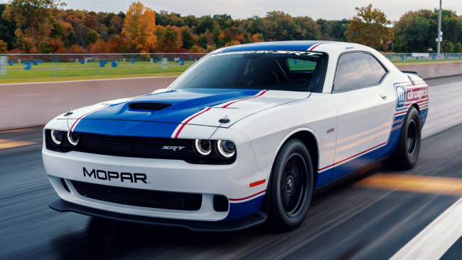 Обои картинки фото dodge challenger srt 2020, автомобили, dodge, challenger, srt, 2020, drag, pack, by, mopar
