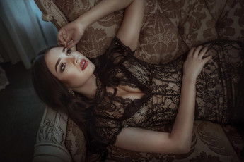 Картинка девушка+-+girl девушки -+брюнетки +шатенки девушка женщина брюнетка темноволосая сексуальная модель звезда позирует разная обувь верхняя стильная одежда нижнее эротическое бельё трусы лифчик колготки чулки аксессуары макияж и множество элементов на фотографии