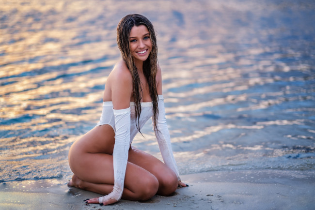 Обои картинки фото девушки, - брюнетки,  шатенки, девушка, позирует