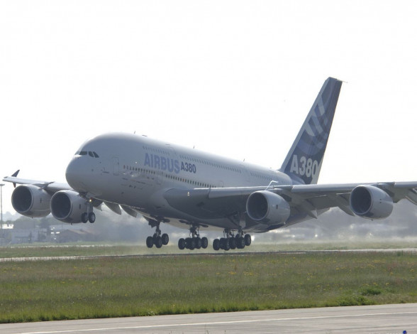 Обои картинки фото авиация, пассажирские, самолёты