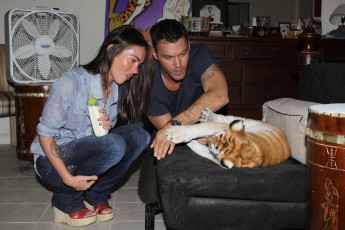 Картинка megan fox and brian austin green разное знаменитости тигренок