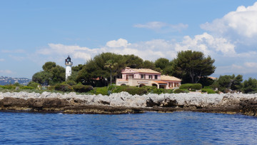 Картинка природа маяки маяк вилла море небо облака