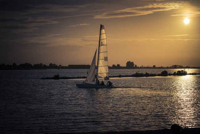 Обои картинки фото корабли, Яхты, парус, солнце