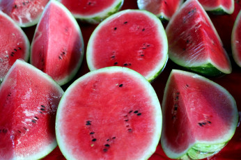 Картинка еда арбуз сочный