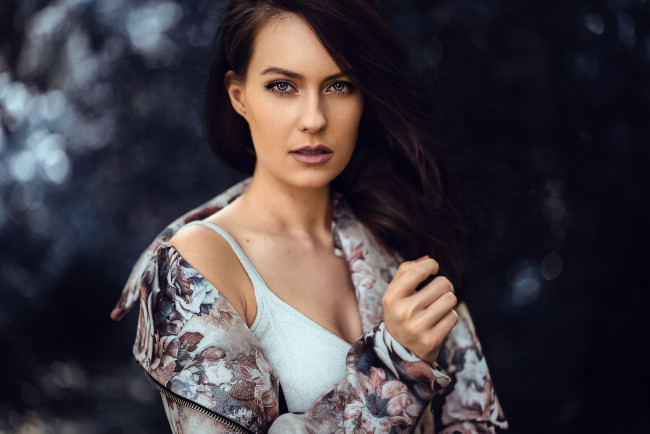 Обои картинки фото девушка, девушки, -unsort , брюнетки, темноволосые, модель