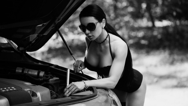 Обои картинки фото девушки, - черно-белые, красивая, девушка