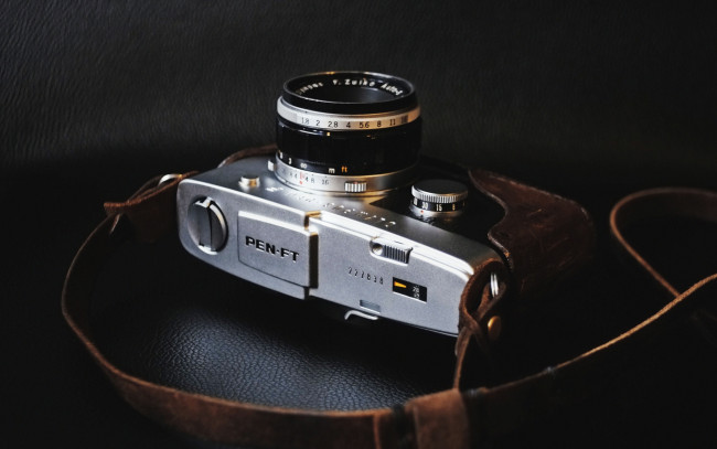 Обои картинки фото бренды, бренды фотоаппаратов , разное, фотоаппарат, камера