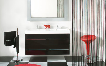 обоя интерьер, ванная и туалетная комнаты, полотенца, зеркало, тумбочка, стул