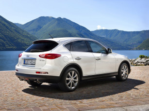Картинка автомобили infiniti