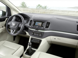 Картинка автомобили спидометры торпедо