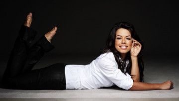 Картинка Fernanda+Brandao девушки