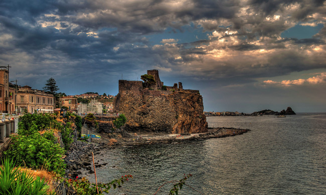 Обои картинки фото aci, castello, sicily, italy, города, улицы, площади, набережные, сицилия, ачи-кастелло, скала, италия, средиземное, море, замок, побережье