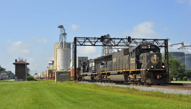 Обои картинки фото техника, поезда, железная, дорога, рельсы, локомотив, состав