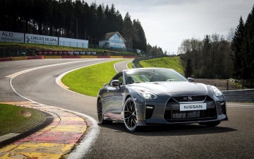 Картинка автомобили nissan datsun ниссан серебристый gt-r повороты трасса дорога