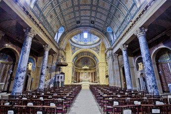 Картинка интерьер убранство +роспись+храма храм