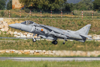 Картинка mcdonnell+douglas+av-8b+harrier+ii авиация боевые+самолёты истребитель