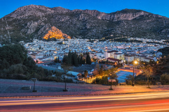 Картинка ubrique +provincia+de+c& 225 diz +andaluc& 237 города -+панорамы простор