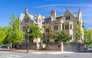 Картинка города -+здания +дома простор