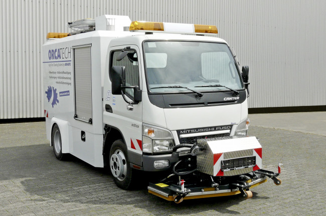 Обои картинки фото автомобили, mitsubishi trucks, mitsubishi