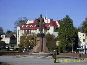 Картинка города памятники скульптуры арт объекты