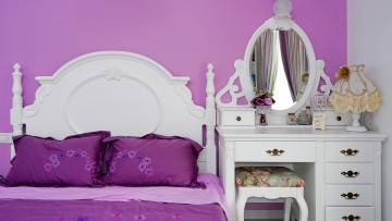 обоя интерьер, спальня, кровать, подушки, зеркало