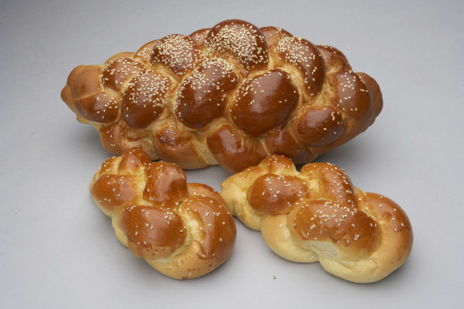 Обои картинки фото еда, хлеб, выпечка, плетенки, булочки