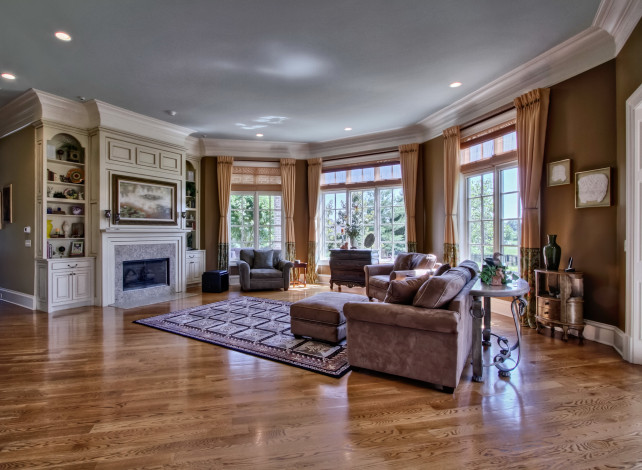 Обои картинки фото интерьер, гостиная, кресла, диван, камин