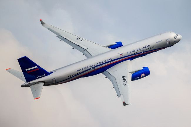 Обои картинки фото авиация, пассажирские, самолёты, ту-214он