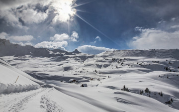 Картинка природа зима горы облака снег