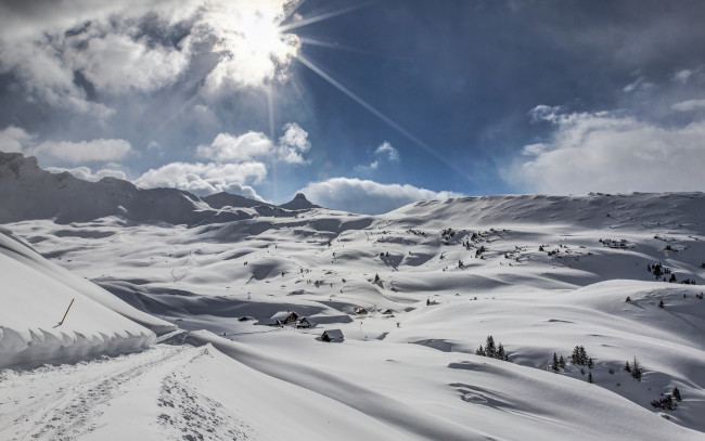 Обои картинки фото природа, зима, горы, облака, снег