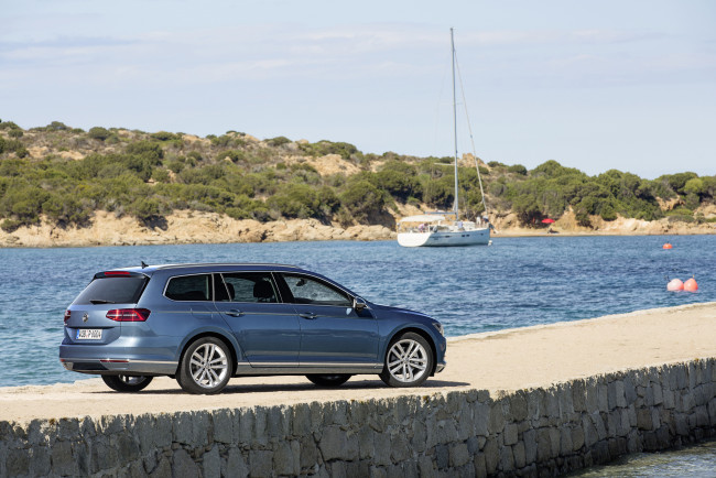 Обои картинки фото автомобили, volkswagen, variant, highline, b8, 2014г, синий, passat