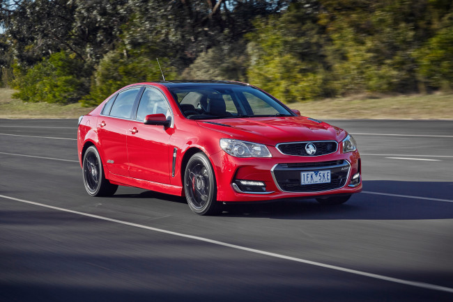 Обои картинки фото автомобили, holden, redline, ss, v, красный, 2015г, commodore, vf, series, ii