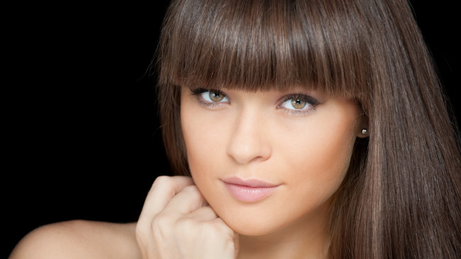 Обои картинки фото девушки, -unsort , лица,  портреты, улыбка, лицо, шатенка