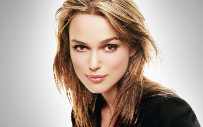 Обои картинки фото девушки, keira knightley, лицо, актриса, кира, найтли, улыбка