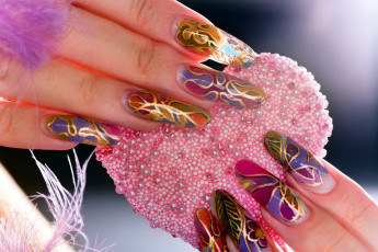 Картинка разное руки маникюр