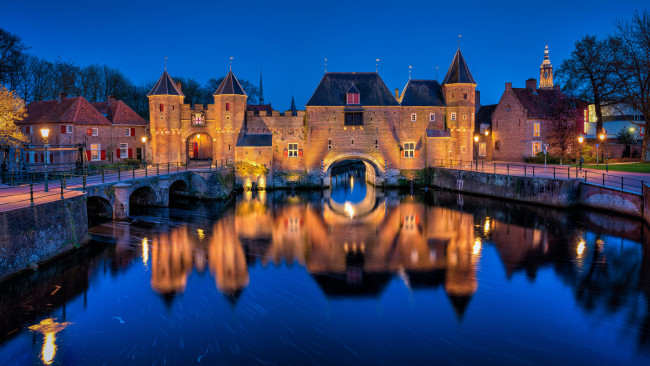 Обои картинки фото koppelpoort,  amersfoort, города, - огни ночного города, панорама, ночь