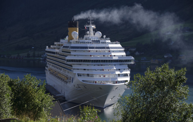 Обои картинки фото costa fortuna, корабли, лайнеры, круиз, лайнер