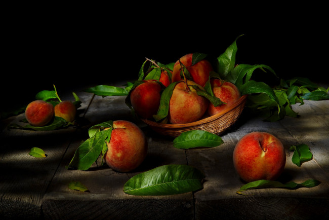 Обои картинки фото еда, персики,  сливы,  абрикосы