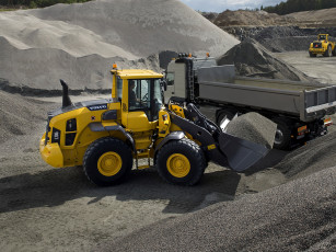 Картинка техника фронтальные+погрузчики volvo