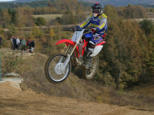 Картинка мотоциклы husqvarna